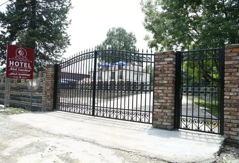 هتل Kisi Garden