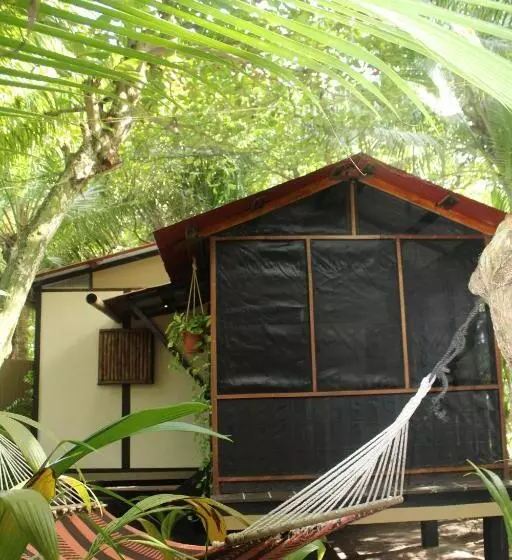 Hotelli Little Corn Island Beach And Bungalow