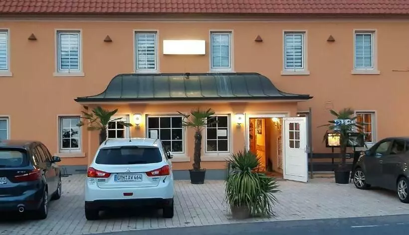 Hotelli Und Pension Al Dente