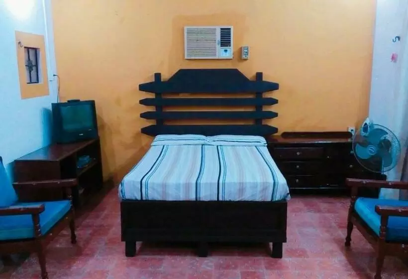 Majatalo Hostal Villa Mercedes