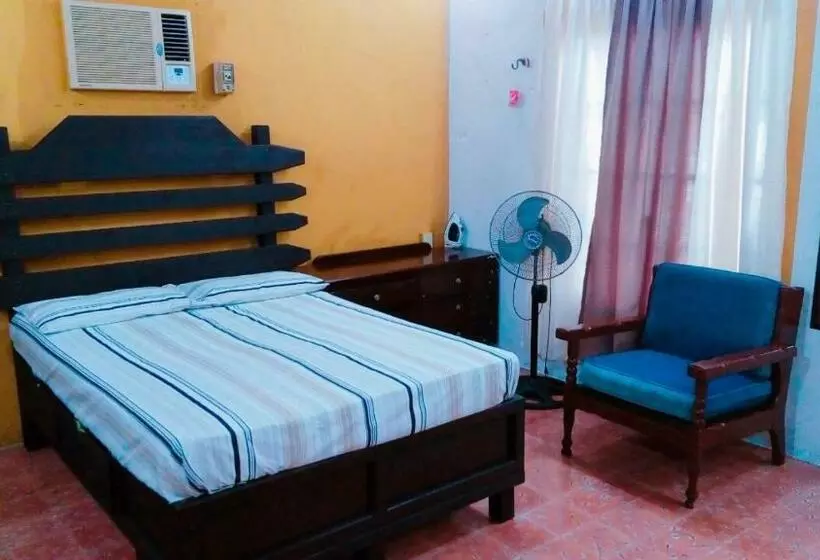 Majatalo Hostal Villa Mercedes