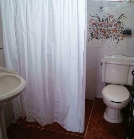 بنسيون Hostal Villa Mercedes