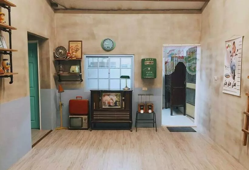 Majatalo 巷弄內的老宅