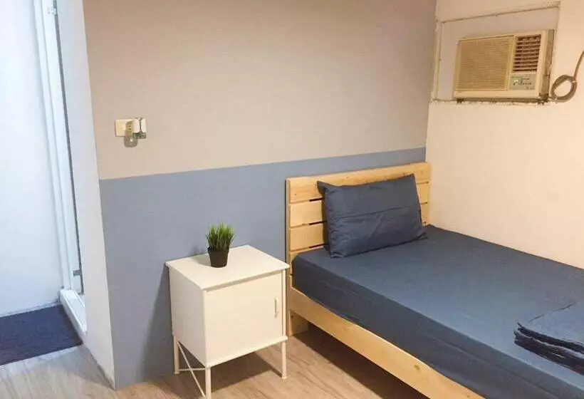 Majatalo 巷弄內的老宅