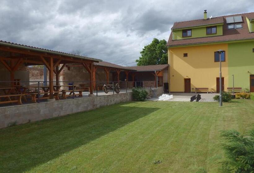 Пансион Bořikovský Dvůr