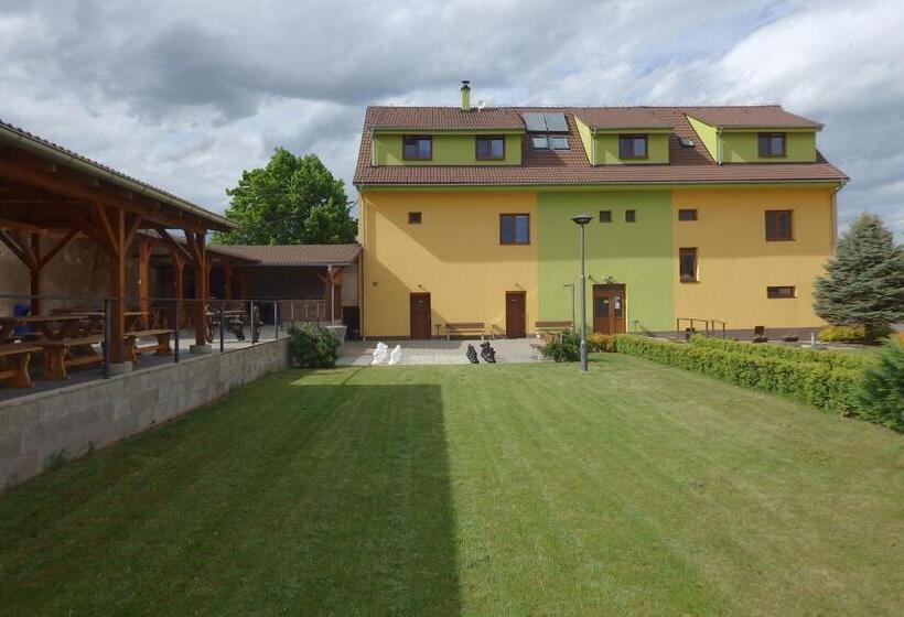 Пансион Bořikovský Dvůr