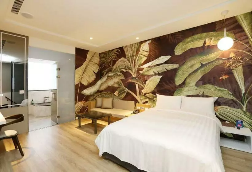 Sunline Motel & Resort
