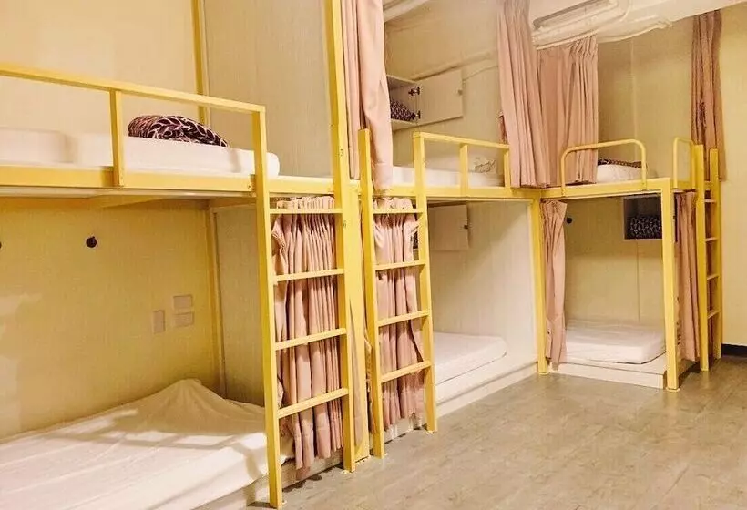 Easy Inn International Hostel
