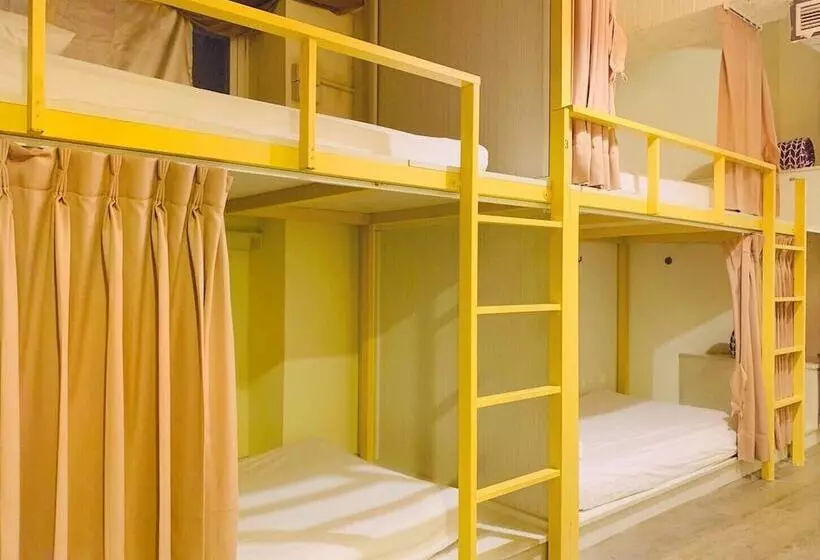 Easy Inn International Hostel