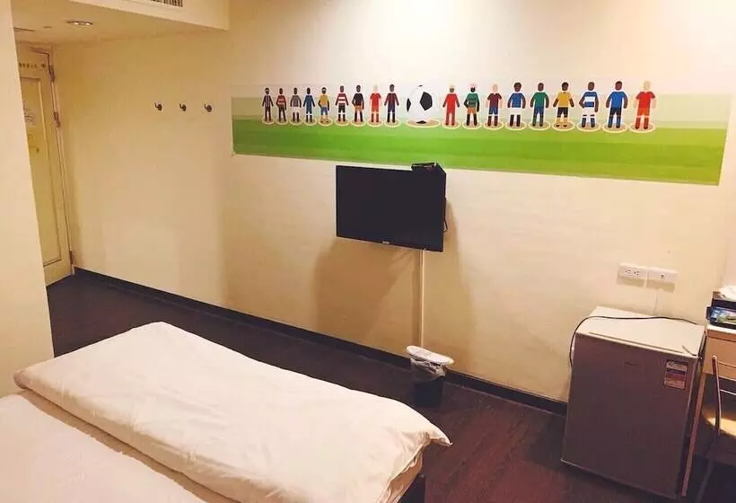 Easy Inn International Hostel