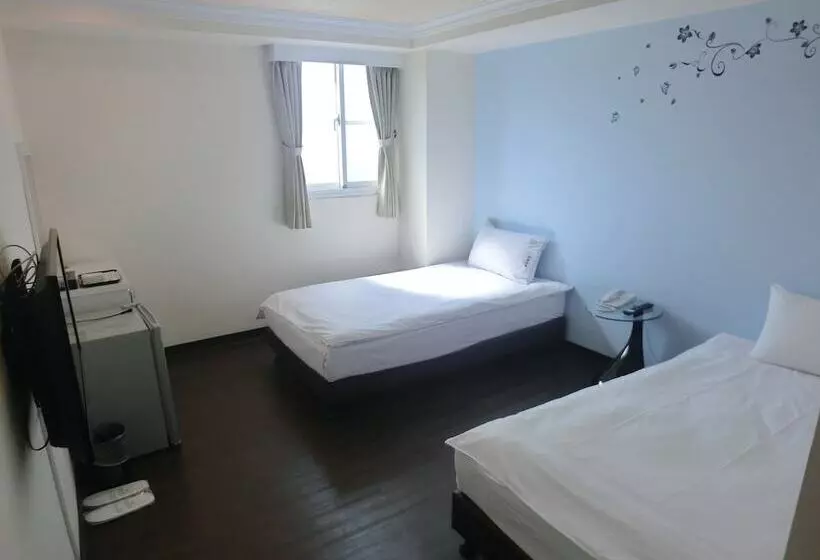 Easy Inn International Hostel
