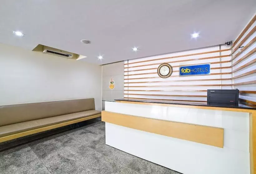 Отель Oriva Vinflora Residency Jubilee Hills