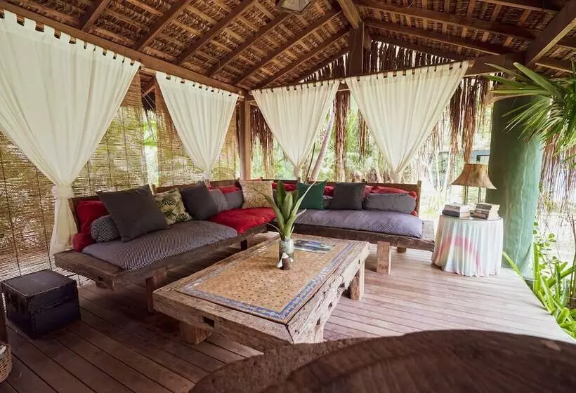 هتل Butterfly House Bahia