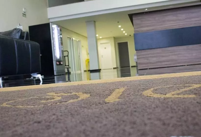 ホテル De Stefani