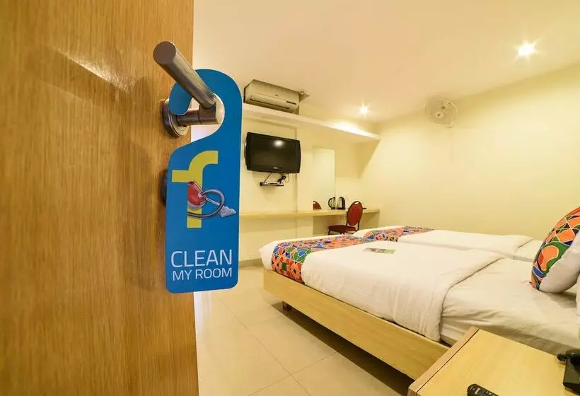 Отель Oriva Vinflora Residency Jubilee Hills