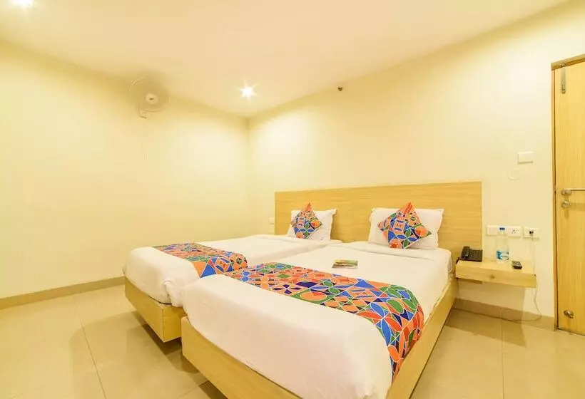 Отель Oriva Vinflora Residency Jubilee Hills