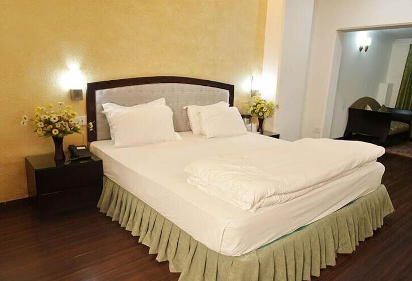 בית מלון כפרי Grand Mumtaz Towers