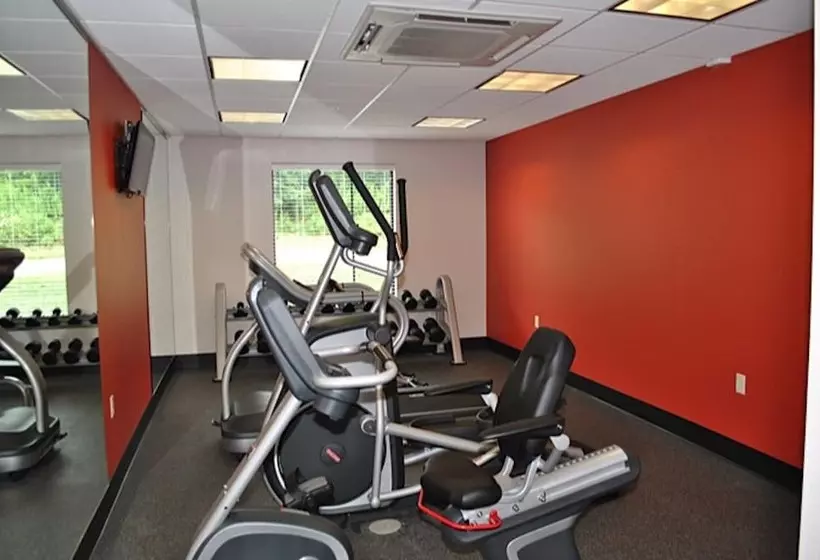 فندق Holiday Inn Express Salem, An Ihg