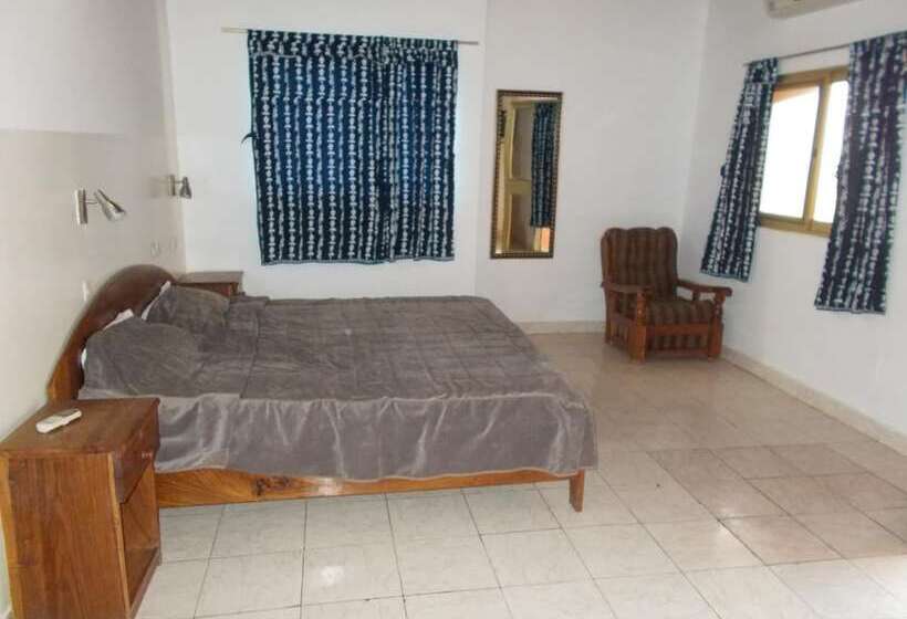 בית מלון כפרי Hôtel Alizé