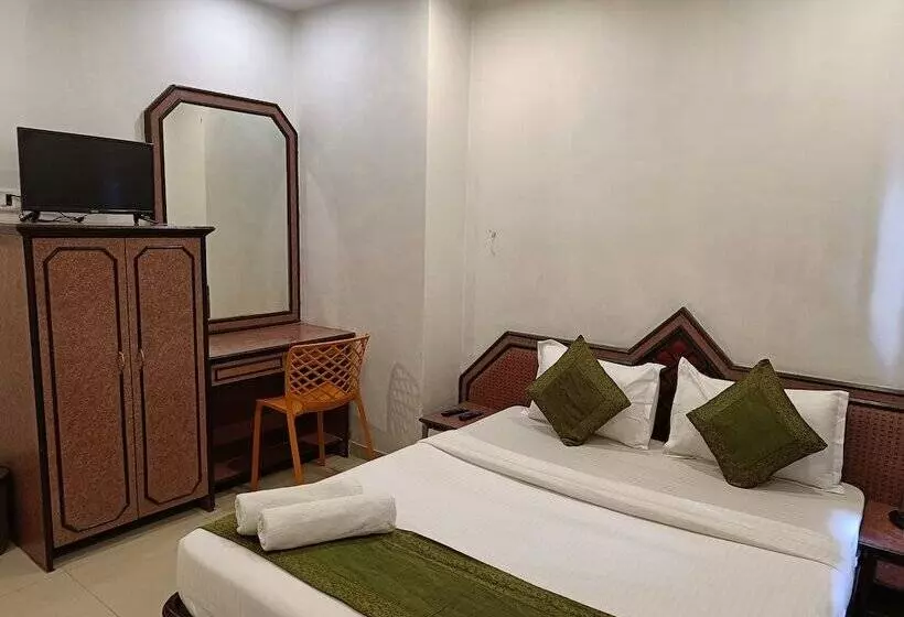 Hotelli Jambhale Palace