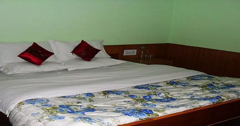 Hotelli Beyond Stay   Kanika Himalayan View