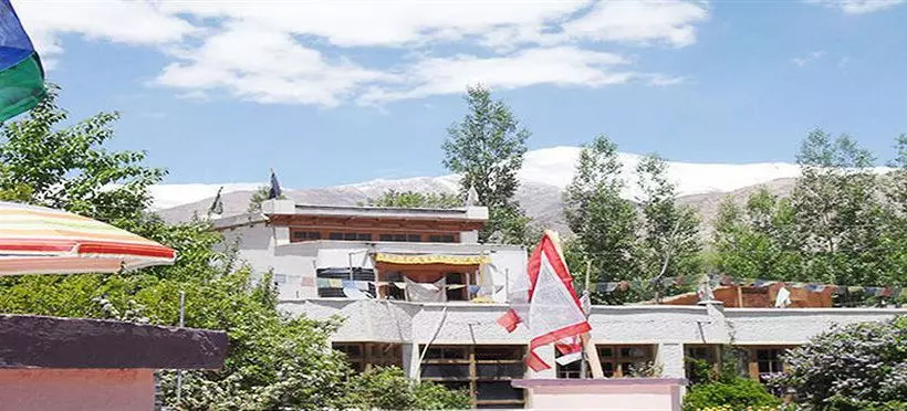 Hotelli Beyond Stay   Kanika Himalayan View