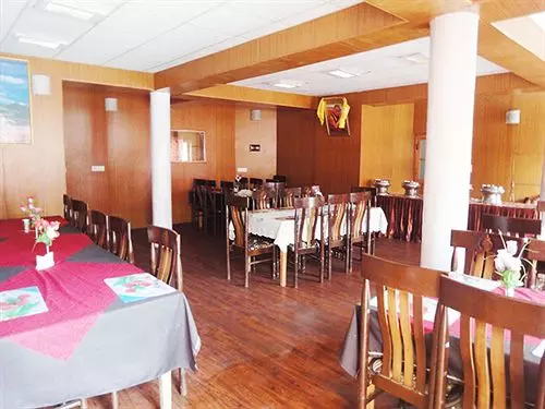 Hotelli Beyond Stay   Kanika Himalayan View