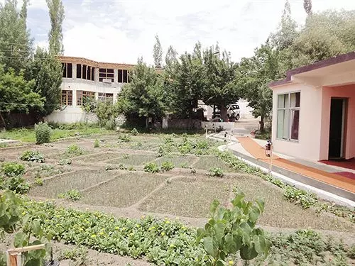 Hotelli Beyond Stay   Kanika Himalayan View