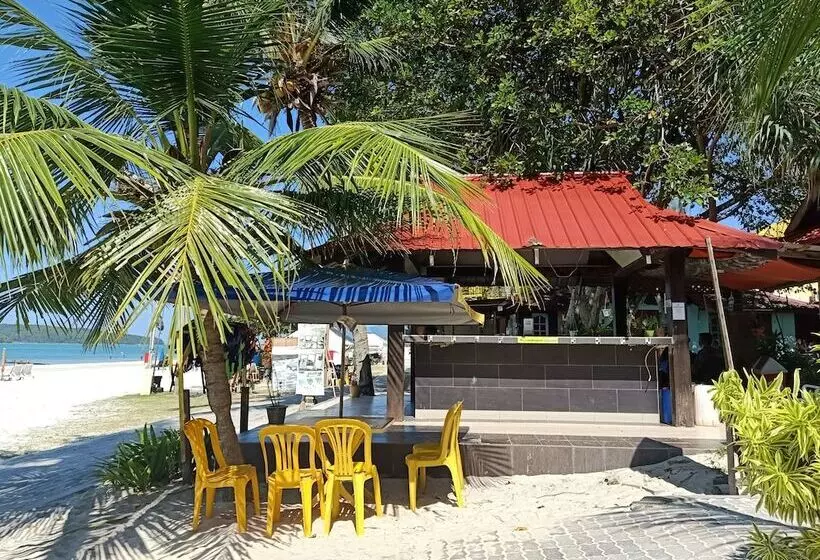 בית מלון כפרי Langkapuri Resort Langkawi