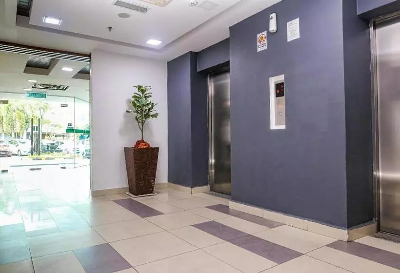 בית מלון כפרי Langkapuri Resort Langkawi