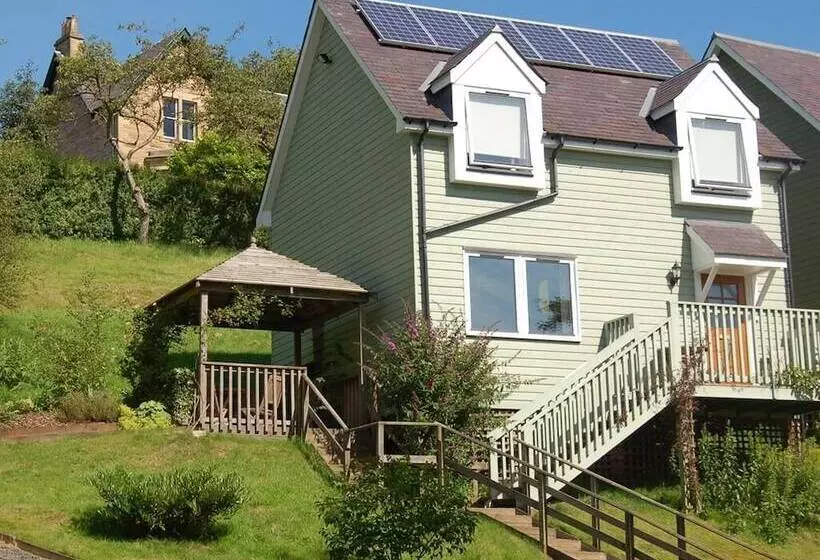 هتل Larkhall Burn