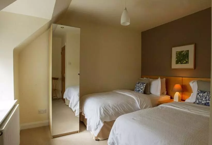 هتل Larkhall Burn