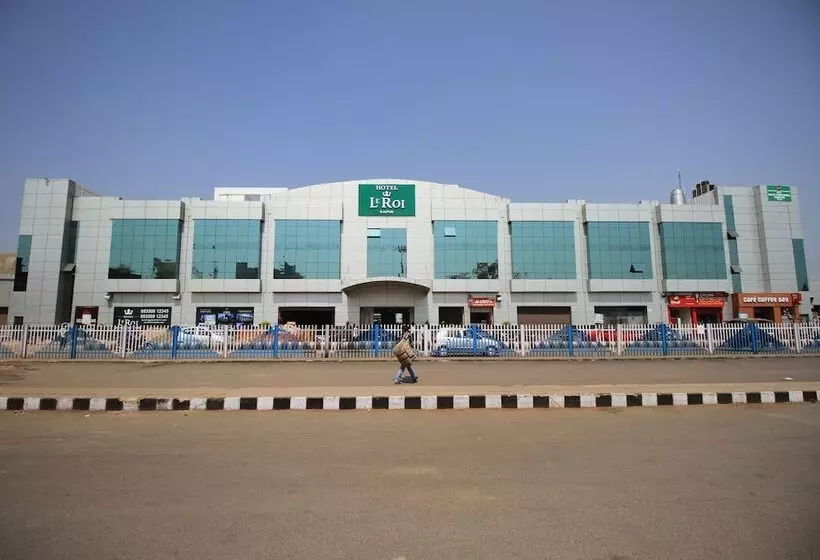 هتل Le Roi Raipur At Raipur Railway Station