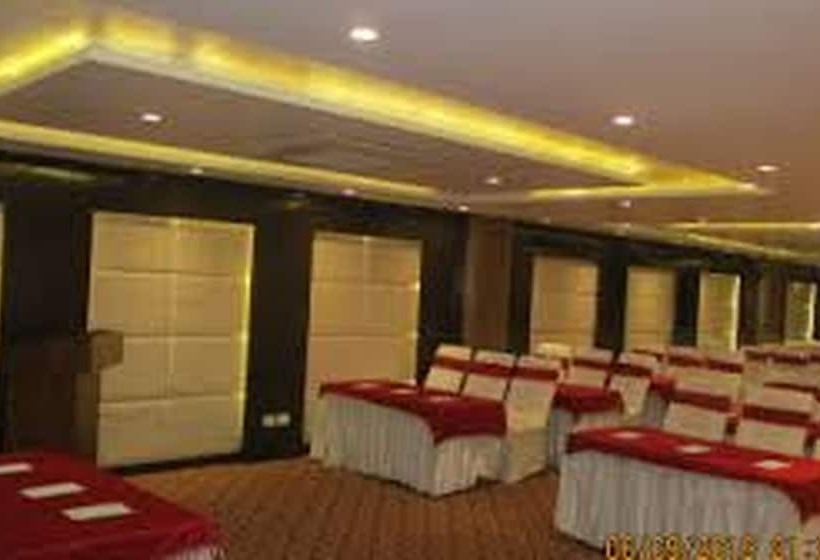 فندق Le Roi Raipur At Raipur Railway Station