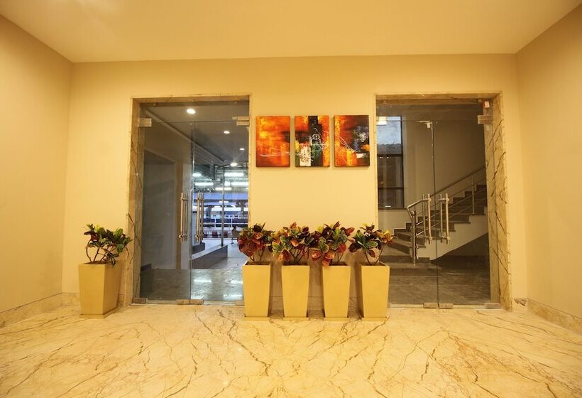 فندق Le Roi Raipur At Raipur Railway Station