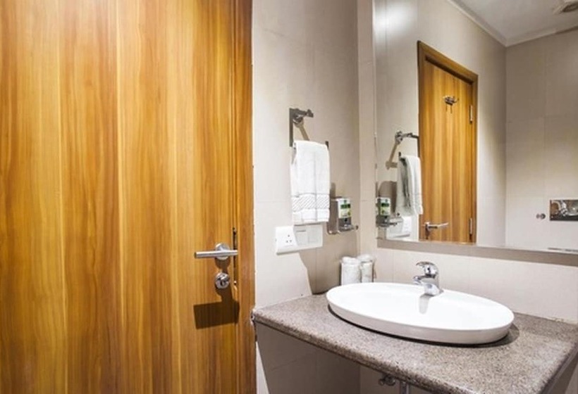 فندق Le Roi Raipur At Raipur Railway Station