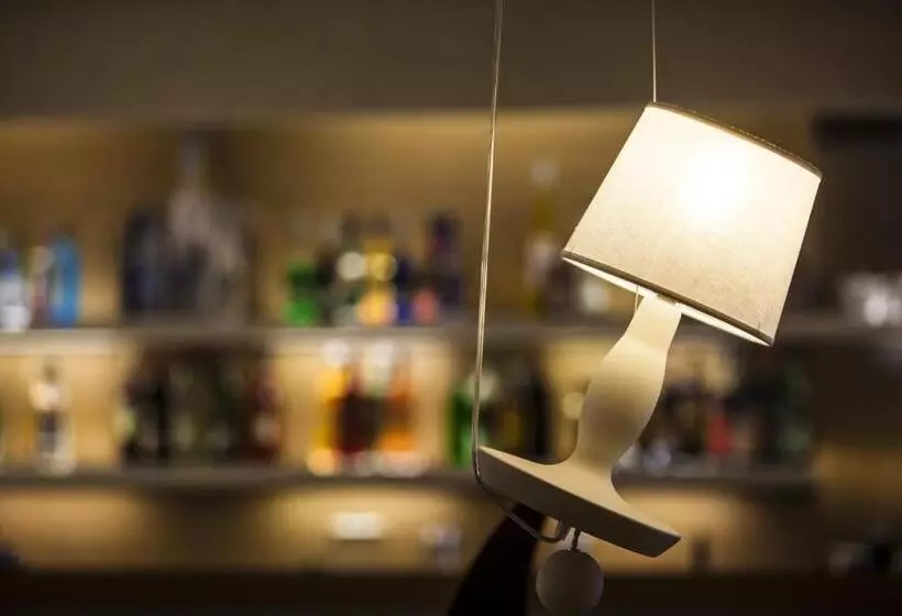 هتل Mercury Boutique