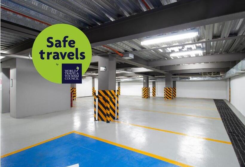 Отель Mx Aeropuerto