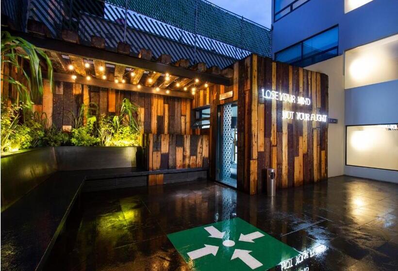 Отель Mx Aeropuerto