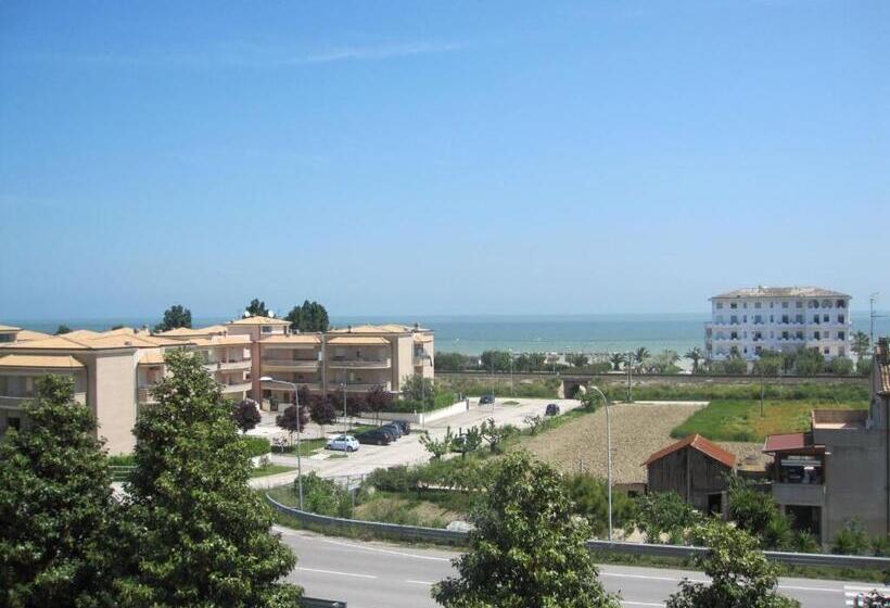 فندق Ristorante Anita