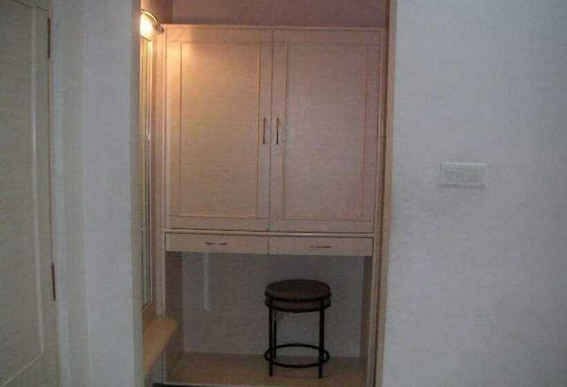 호텔 Tara International