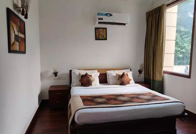 فندق Tavisha Villa