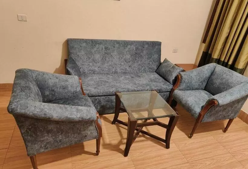 فندق Tavisha Villa