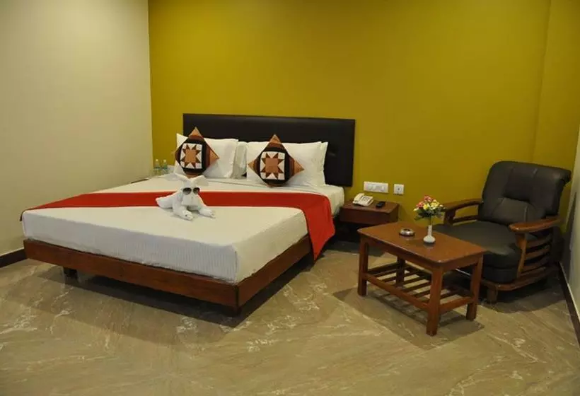 هتل Ungal Vasantabhavan