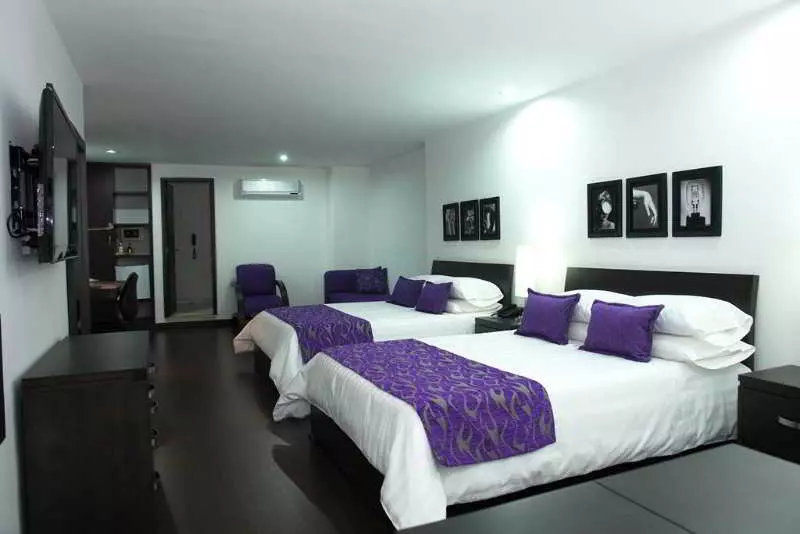 ホテル Zuldemayda