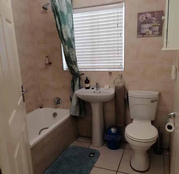 פנסיון Lincoln Cottages Bnb & Self Catering