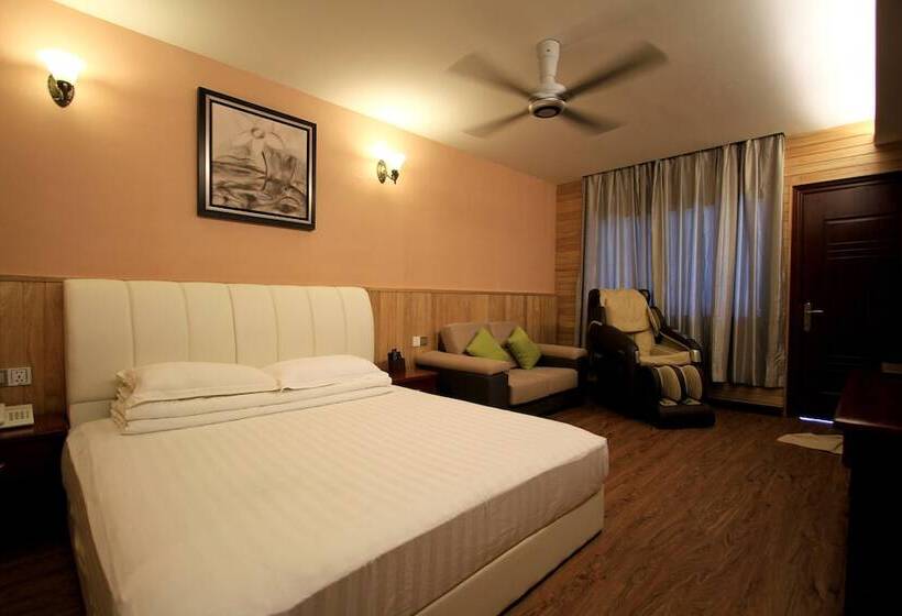 Summer Bay Resort Lang Tengah Island