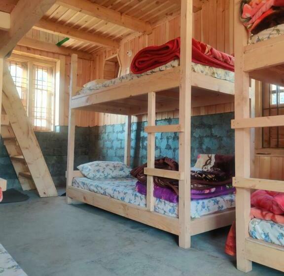 Albergue Himtrek Stays   Rajgundha