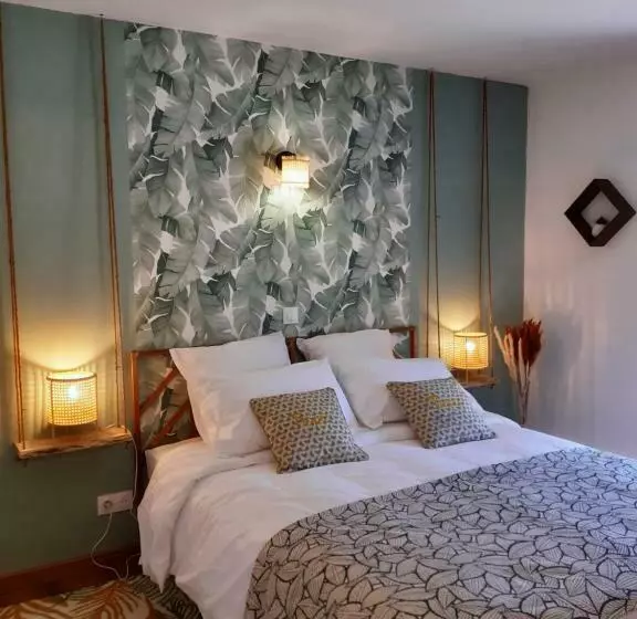 Aamiaismajoitus (B&B) Au Charme De L Eure