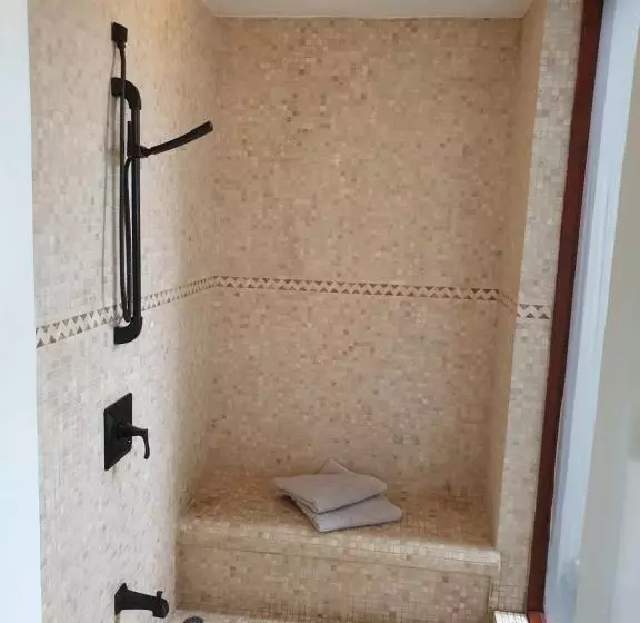 Aamiaismajoitus (B&B) Palmetto Lodge